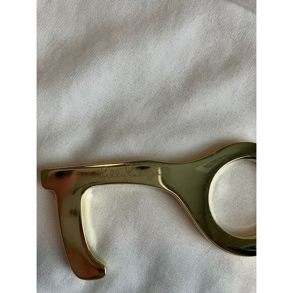 NWT Lilly Pulitzer RARE Gold Contactless No Touch Door Opener Keychain or Gift - Picture 4 of 8